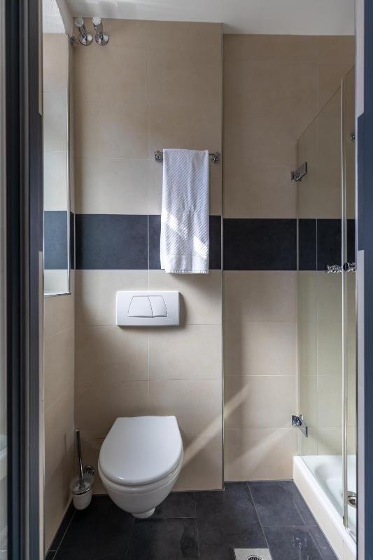 Single Room image 2