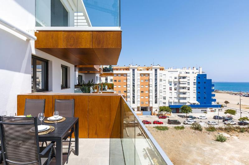 A&N Sea View Terrace & Pool Getaway Torre del Mar - image 17