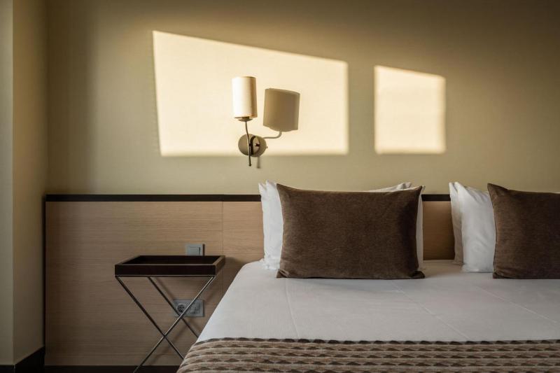 Double Room image 1