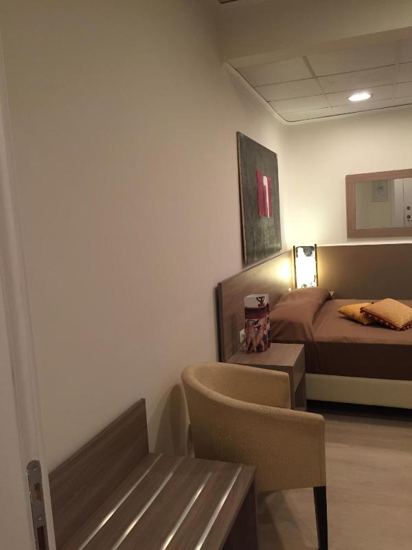 Double Room with Private Bathroom image 4