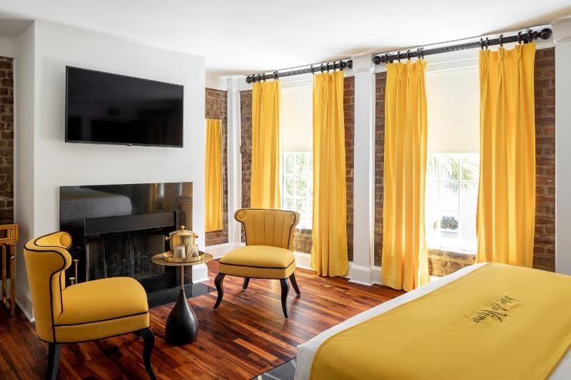 The Vendue Downtown Art Hotel - image 36