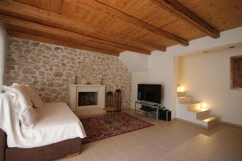 Anemos Villa - image 12