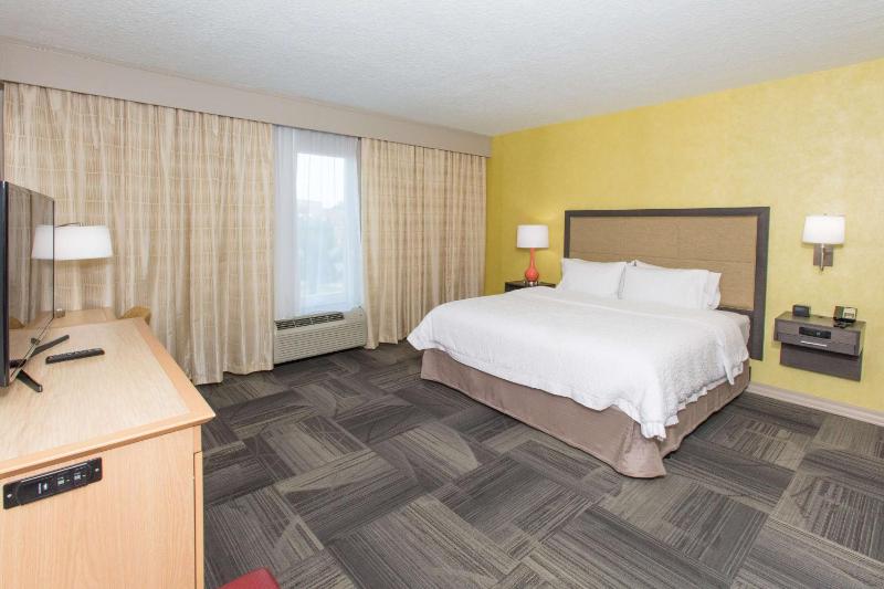Executive King Room - Non-Smoking image 4