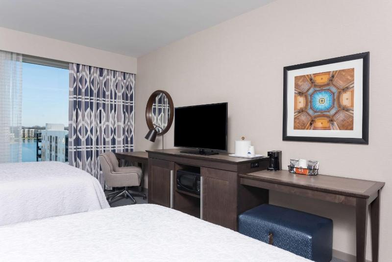 Queen Room with Two Queen Beds and Balcony image 4