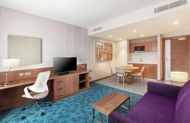 One-Bedroom King Suite image 3