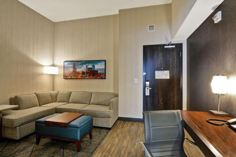 Two-Room King Suite image 1