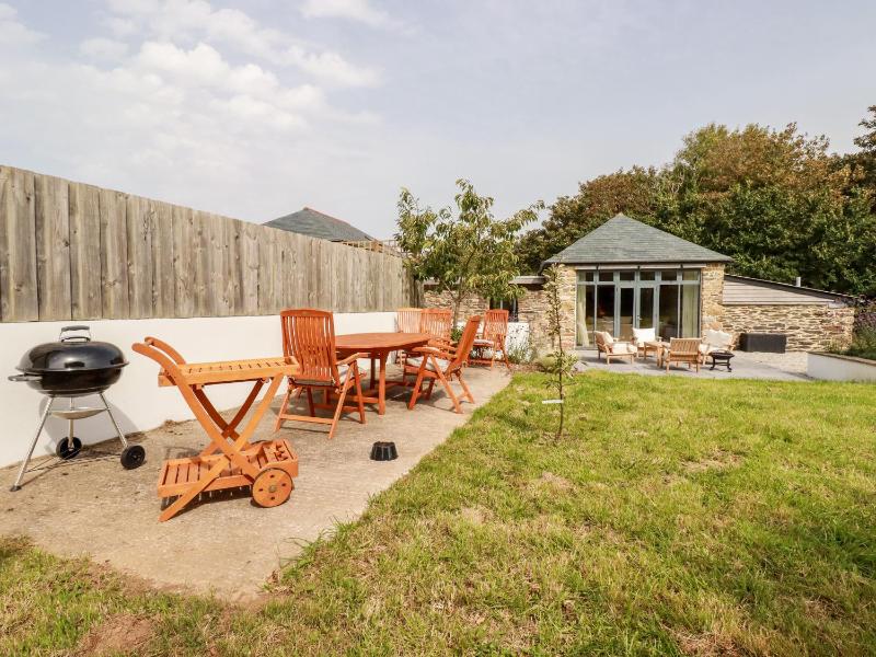 Carines Barns - Wesley Barn - image 7