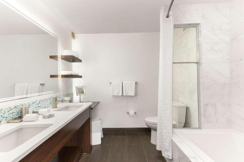 The Art Hotel Denver Curio Collection by Hilton - image 7