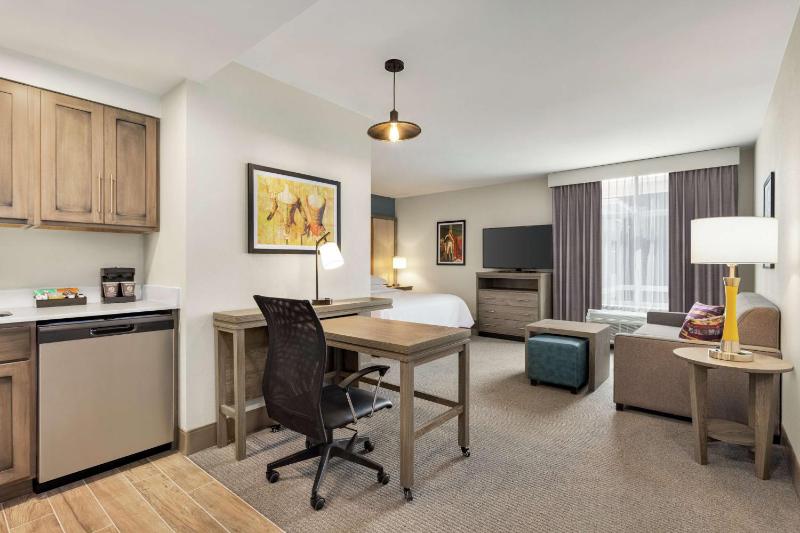 King Studio Suite - Non-Smoking image 3