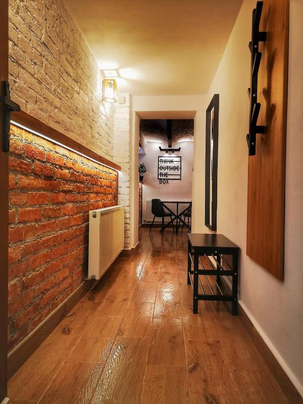 T House - image 8