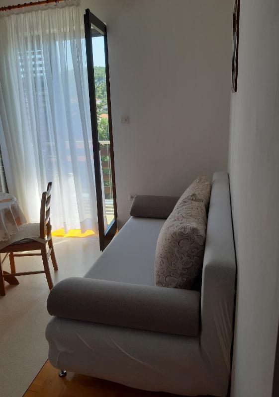 One-Bedroom Apartment with Balcony and Sea View image 1