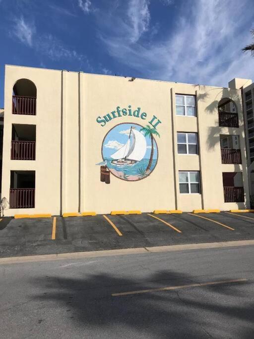 1st Floor 2 Bd 2 Ba Condo w Beach View& Pool - image 8