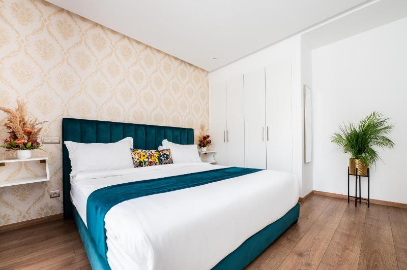 Family Aparthotel - image 11