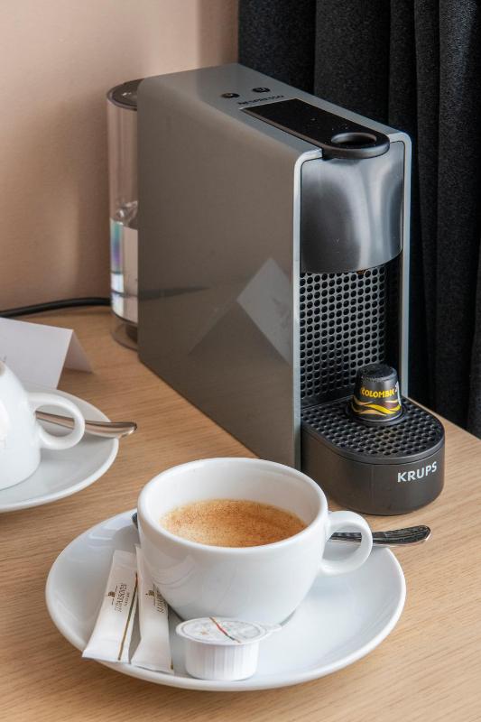 Superior Double or Twin Room with Balcony image 4