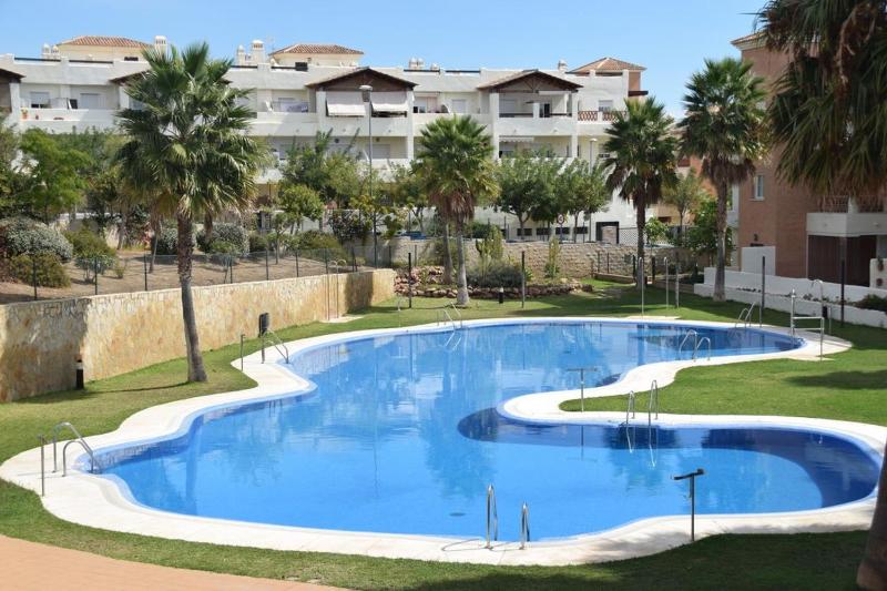 El pensador, luxe appartement aan golfbaan Images