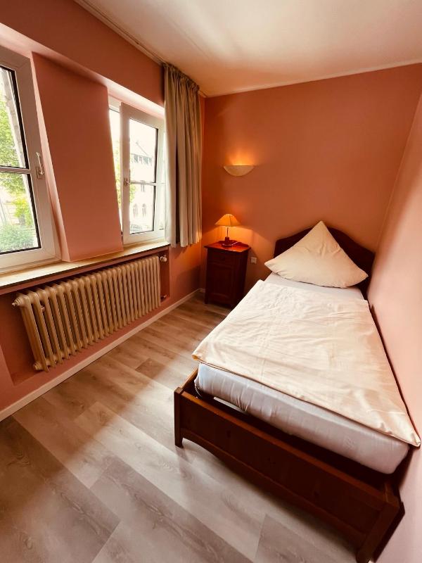 Single Room with Private Bathroom image 1