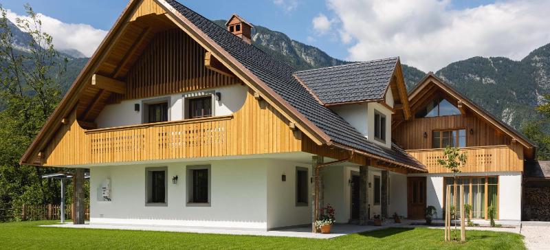 Three-Bedroom Villa image 1