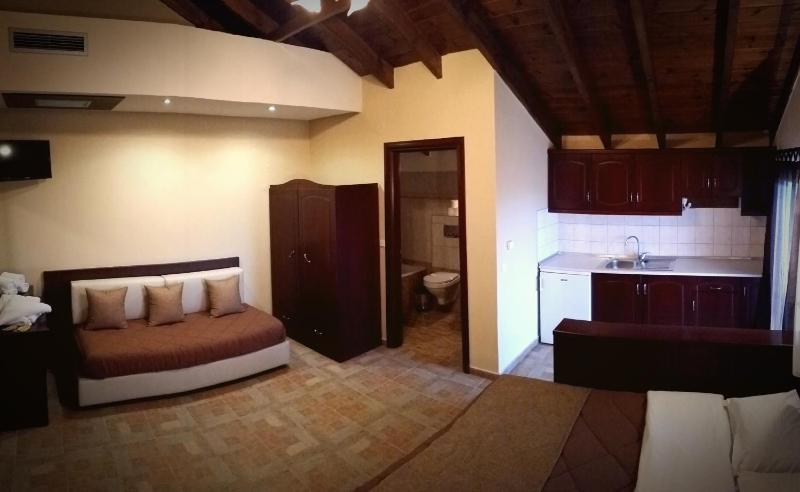 Family Room image 4