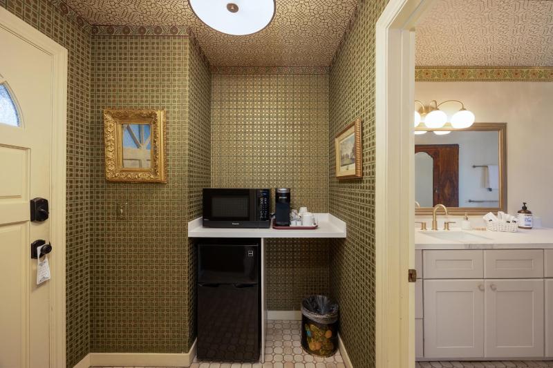 King Suite image 3