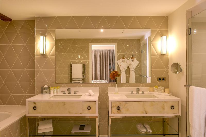 Junior Suite image 4