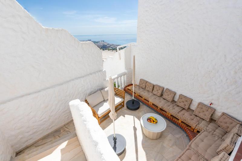 Casa de la Buena Vida - 3 Bedroom Townhouse with Sea View - image 11