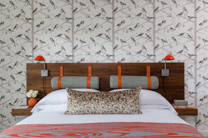 King Room image 3