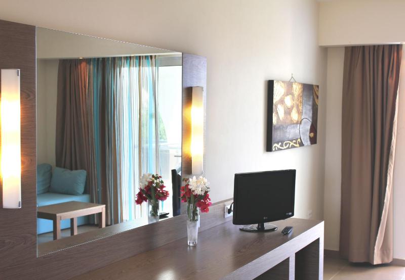 Sea Melody Beach Hotel Apartments - image 6