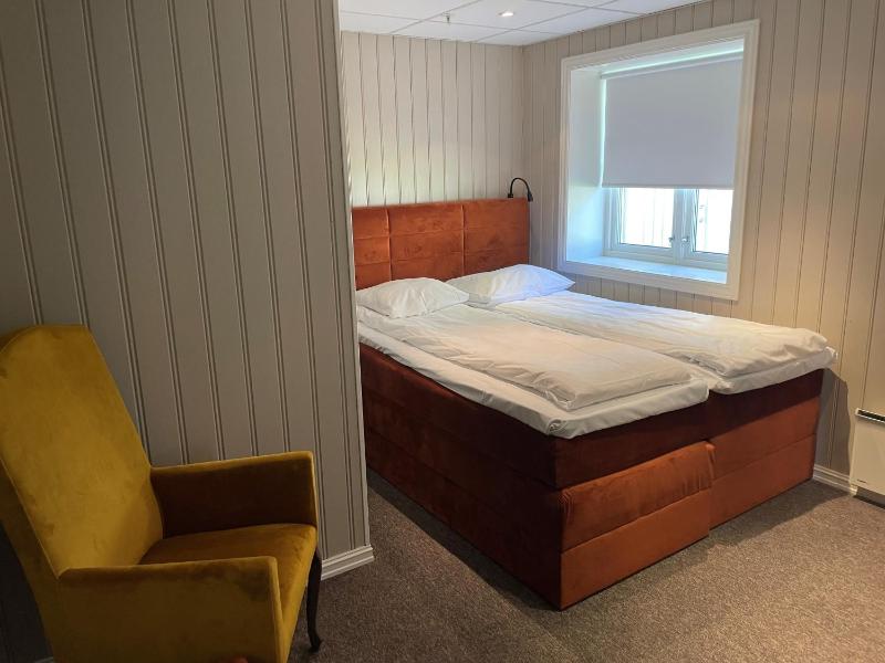 Single Room image 2