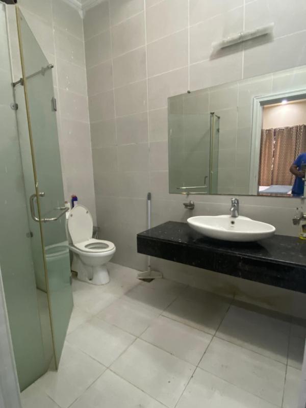 Four-Bedroom House image 3