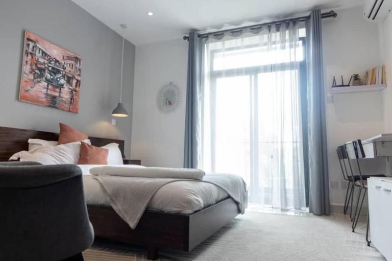 Lovely Studio at Embassy Gardens - image 1