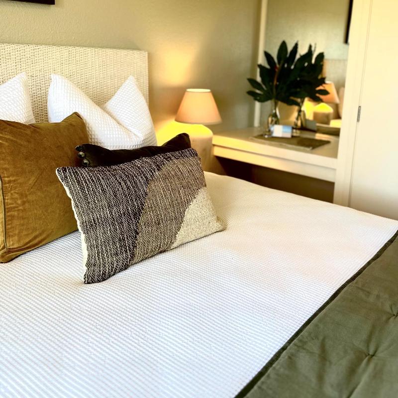 Emerald Inn on Takapuna Beach - image 3