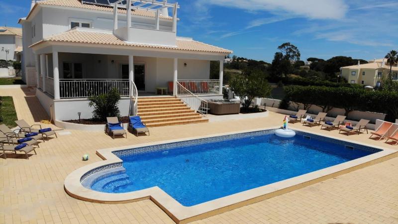 Villa Arquete 6 seat Jacuzzi 5 min walk to shops - image 18
