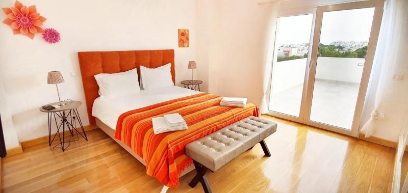 Villa Arquete 6 seat Jacuzzi 5 min walk to shops - image 9