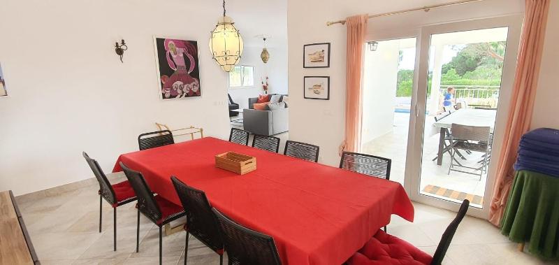 Villa Arquete 6 seat Jacuzzi 5 min walk to shops - image 21