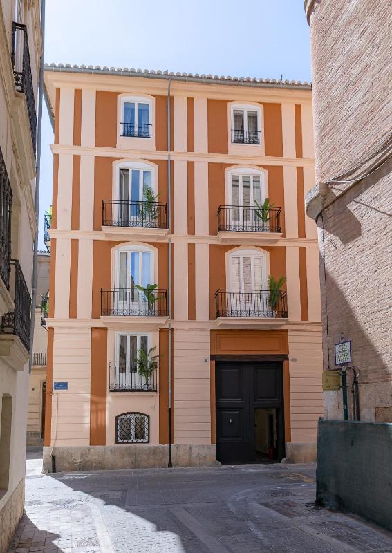 Residencia Trinitarios - image 1