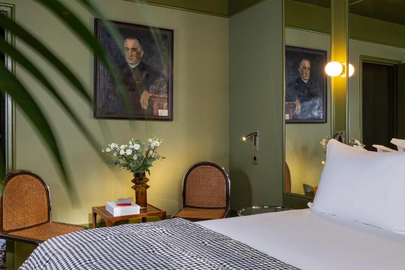 Prestige Room image 4