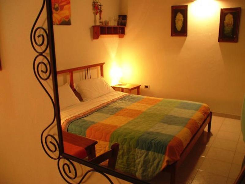Double Room image 2