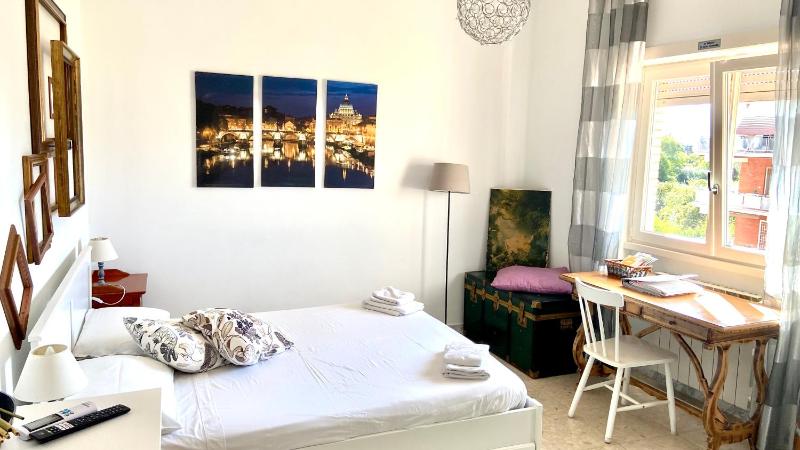 Apartment image 3