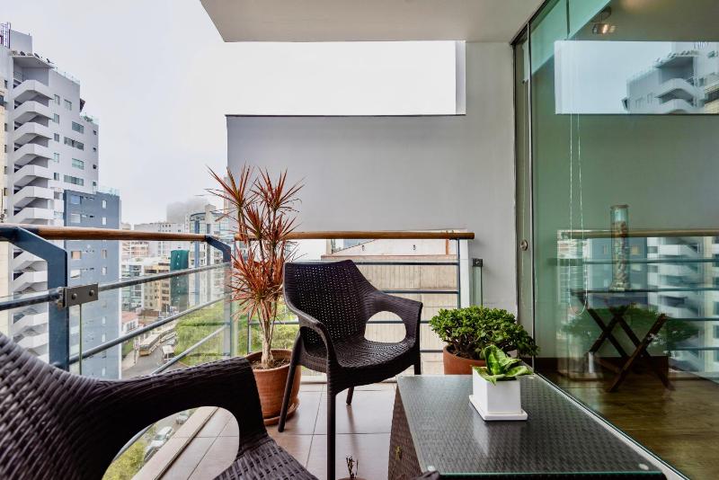 ALU Apartments - Miraflores Boardwalk - image 14