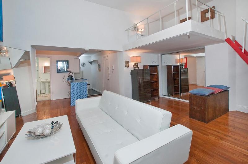One-Bedroom Apartment image 1