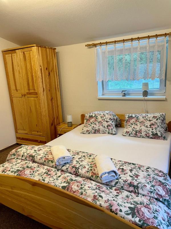 Double Room image 1