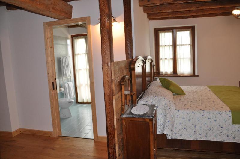 Family Suite with Balcony image 1