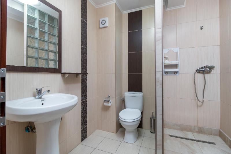 Double Room with Terrace image 3