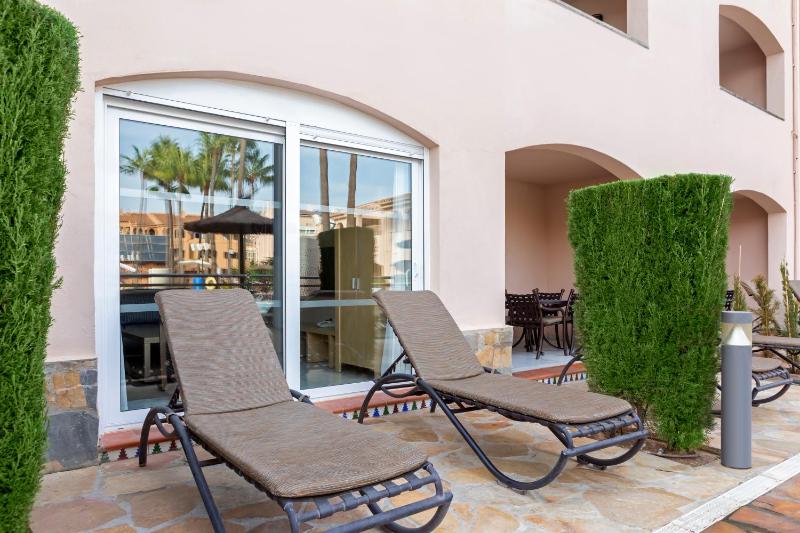 Los Amigos Beach Club - image 10