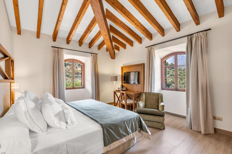 Double or Twin Room image 1