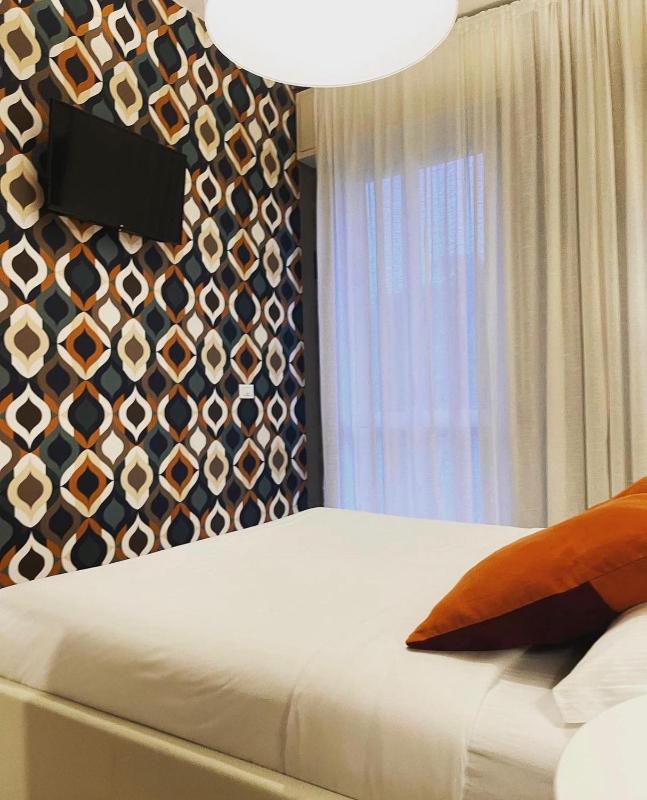 Standard Double Room image 3