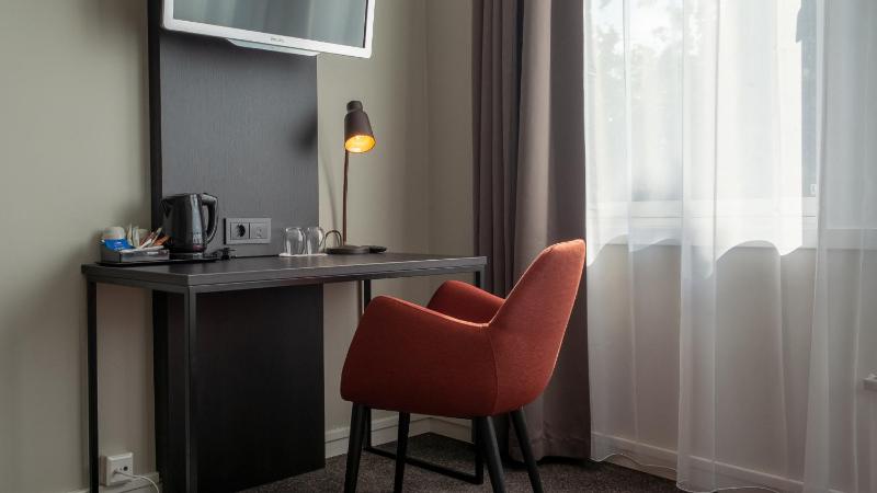 Superior Twin Room image 4