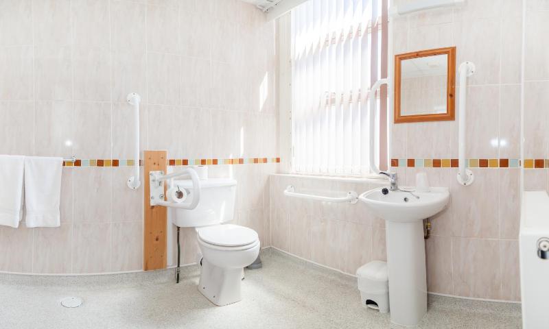 Double Room image 2