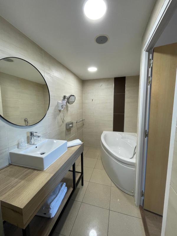 Superior Double Room image 1