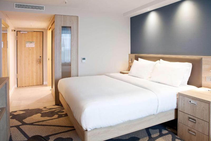 King Room image 1